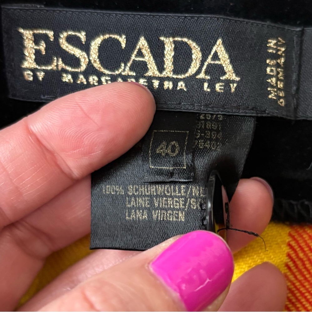 Escada Vintage Wool Yellow Plaid Pleated Schoolgirl Mini Skirt Womens Size 40 - Picture 7 of 8